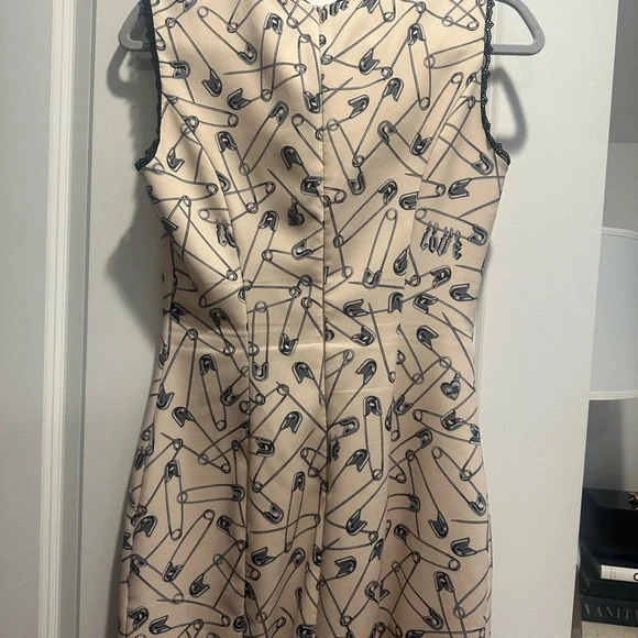 LOVE Moschino Safety Print Patterned Dress - Picture 2 of 4